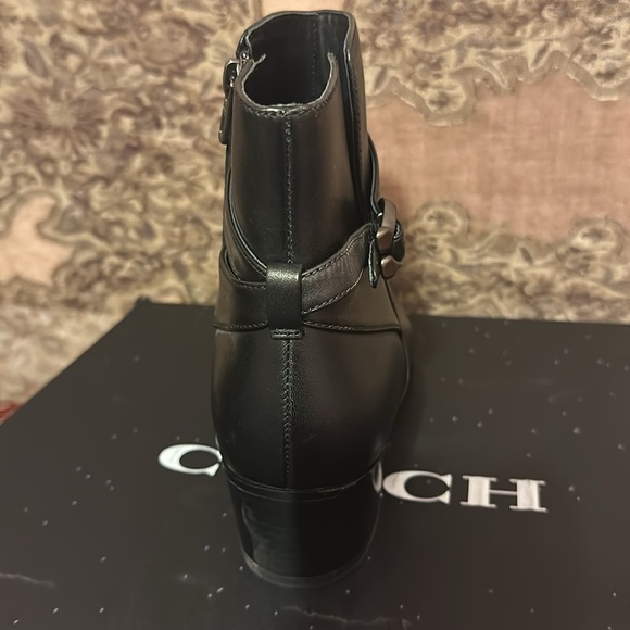 Cute Coach Chrystie style bootie in black - Picture 5 of 6